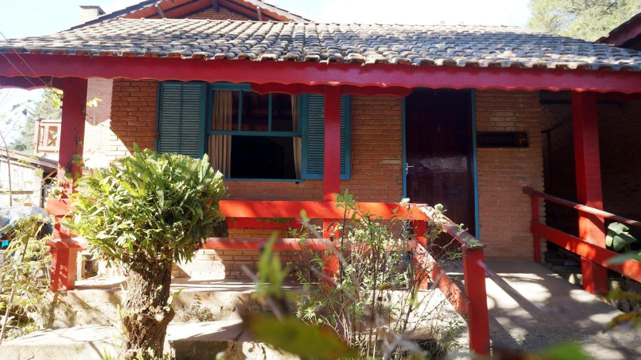 Pousada Chalana Monte Verde  Exterior photo